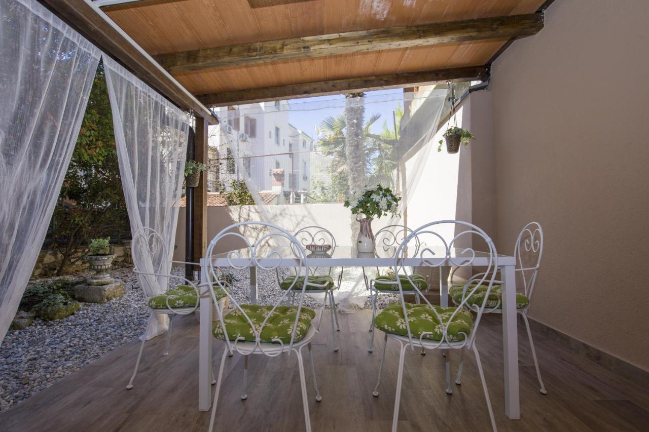 With Garden And Free Parking Pula